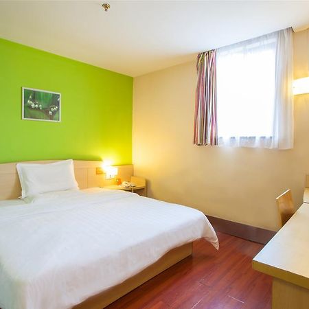 7Days Inn Zhu Hai Gong Bei Tunnel Portal Châu Hải Ngoại thất bức ảnh