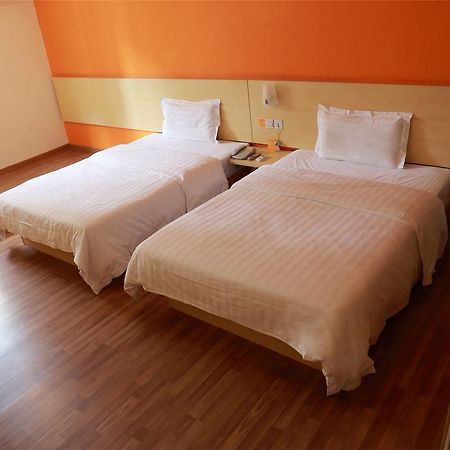 7Days Inn Zhu Hai Gong Bei Tunnel Portal Châu Hải Ngoại thất bức ảnh